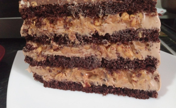 Торт Китаянка: хрустящие коржи и сливочно-шоколадный крем — незабываемый домашний десерт за 20 минут Торт Китаянка: хрустящие коржи и сливочно-шоколадный крем — незабываемый домашний десерт за 20 минут